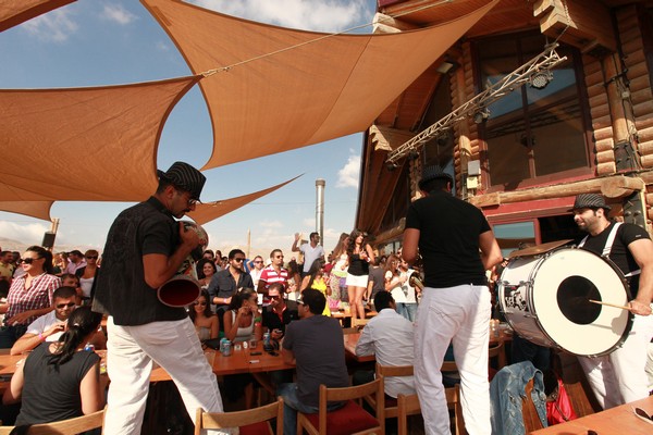 Sunday BBQ at Rikkyz
